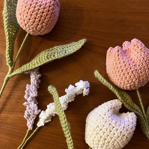 チューリップ/枯れないお花/一輪挿し/あみぐるみ 編みぐるみ 花