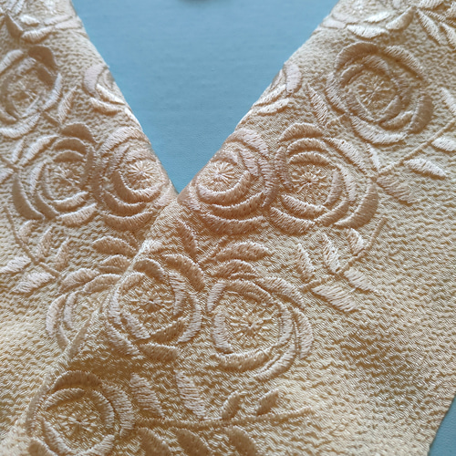巻き薔薇 刺繍半衿 アンティーク復刻版 和装小物（帯・半襟） 刺繍好日