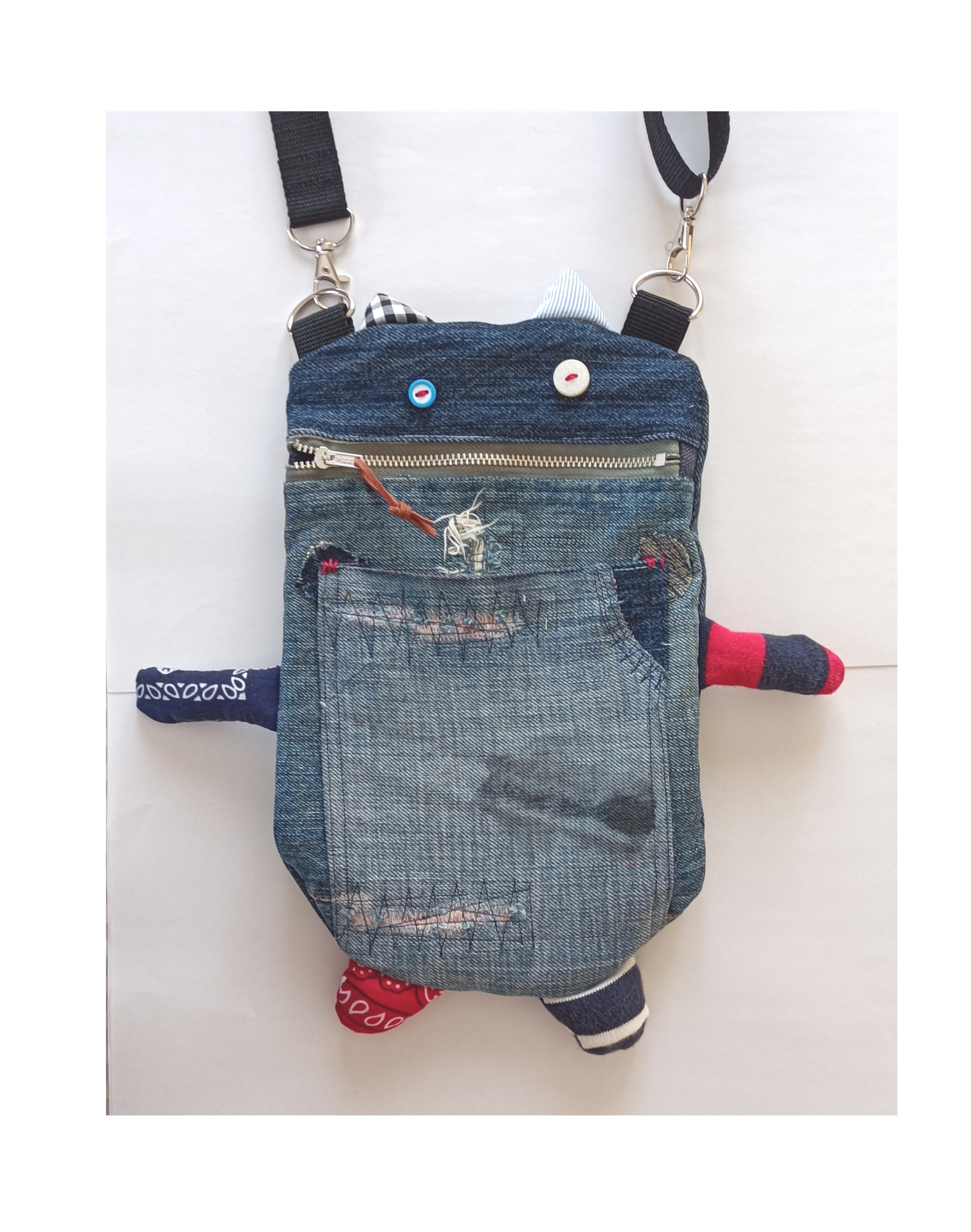 専用ページ*デニムリメイク【ショルダーバッグ＆スマホポーチ】ハンドメイド デニムリメイクおとぼけスマホショルダー スマホポシェット