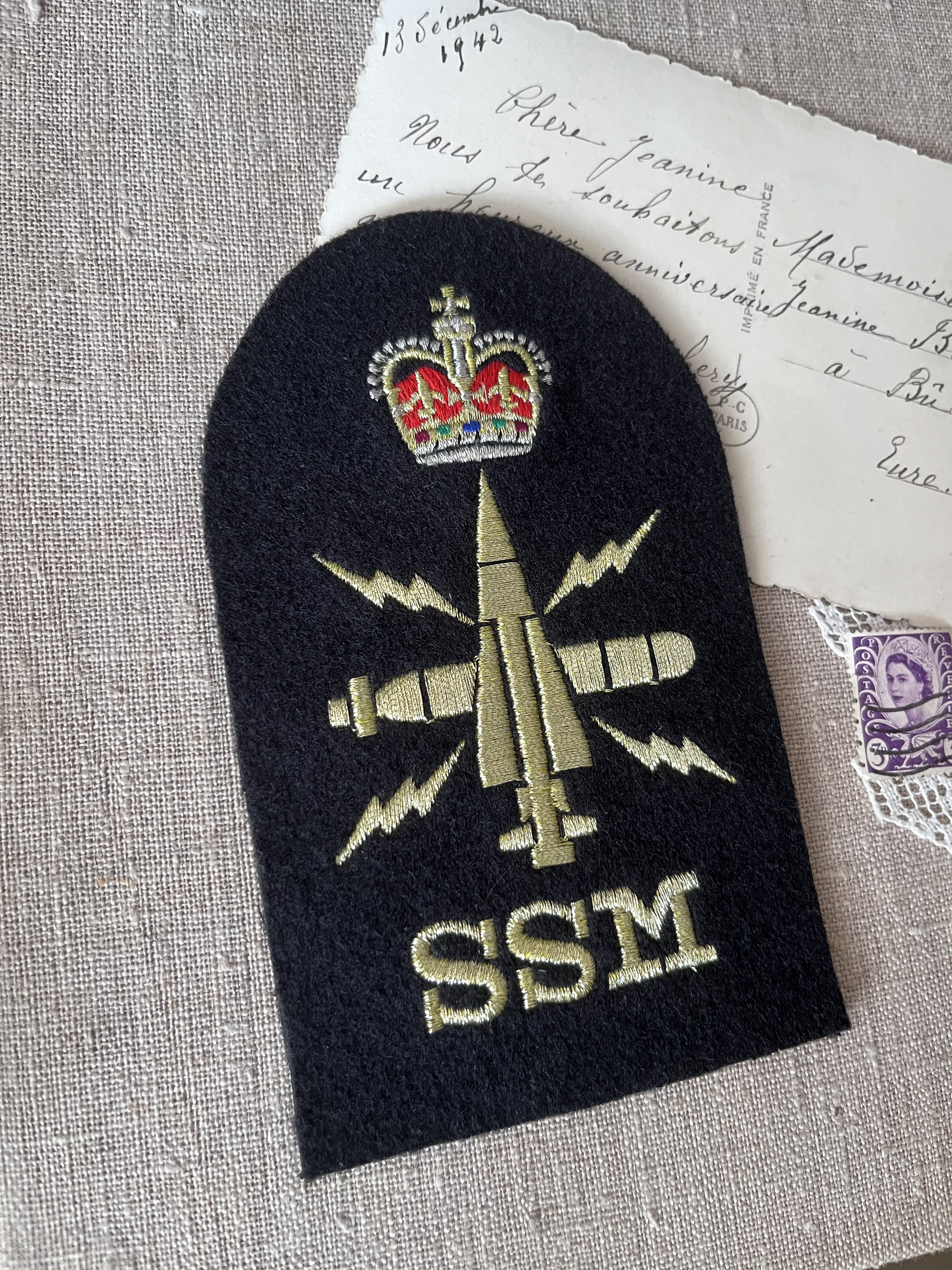 英国で出会った♪ ヴィンテージ 金糸刺繍 英国海軍/王冠の