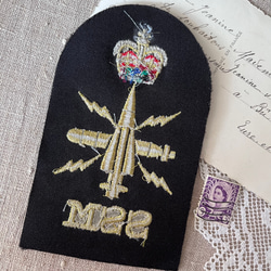 英国で出会った♪ ヴィンテージ  金糸刺繍　英国海軍/王冠のエンブレム /ワッペン ロイヤルネイビー 8枚目の画像