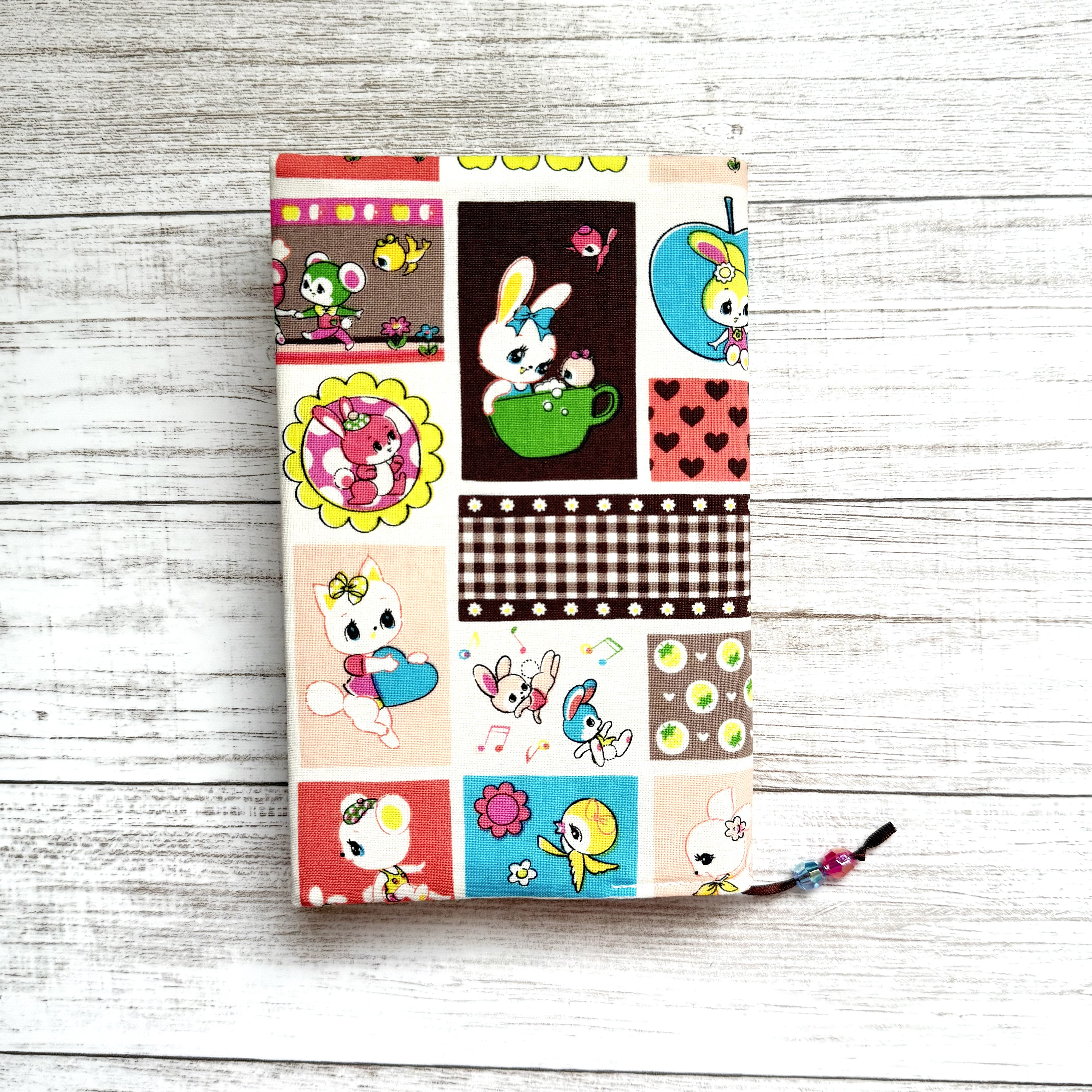 【ハニーチューン】モチーフモダンブックカバーBR 新書&コミック再販予定