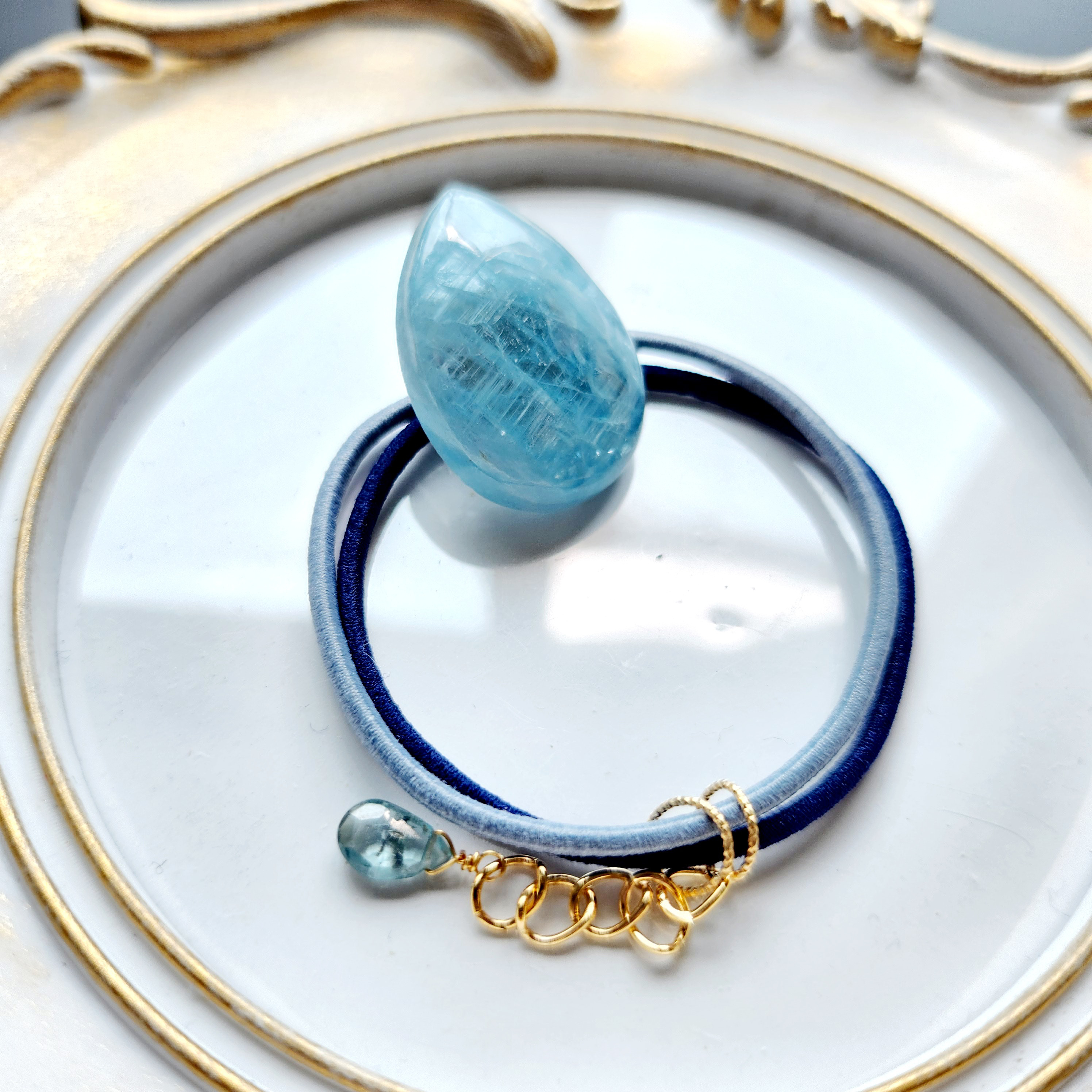 【ゴム交換可能】大きめスカイカイヤナイトのヘアゴム✩.*˚天然石×ヘアゴム ゴム交換可能】大きめスカイカイヤナイトのヘアゴム✩.*˚天然石