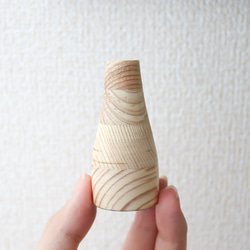 《ju2》木製の一輪挿し(花瓶) ミニ *  ちょこんと可愛い手の平サイズ・重り入り 4枚目の画像