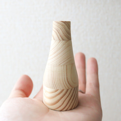 《ju3》木製の一輪挿し(花瓶) ミニ *  ちょこんと可愛い手の平サイズ・重り入り 4枚目の画像