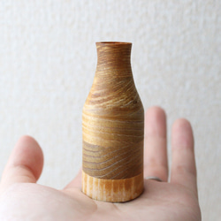 《bw1》木製の一輪挿し(花瓶) ミニ *  ちょこんと可愛い手の平サイズ・重り入り 5枚目の画像