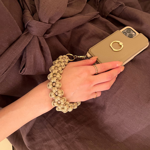 お花モチーフ✿パラコードで作るスマホストラップ/スマホショルダー