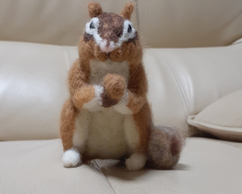 羊毛フェルト　リス 4a4e69191771c15c56ebcfc97a954b