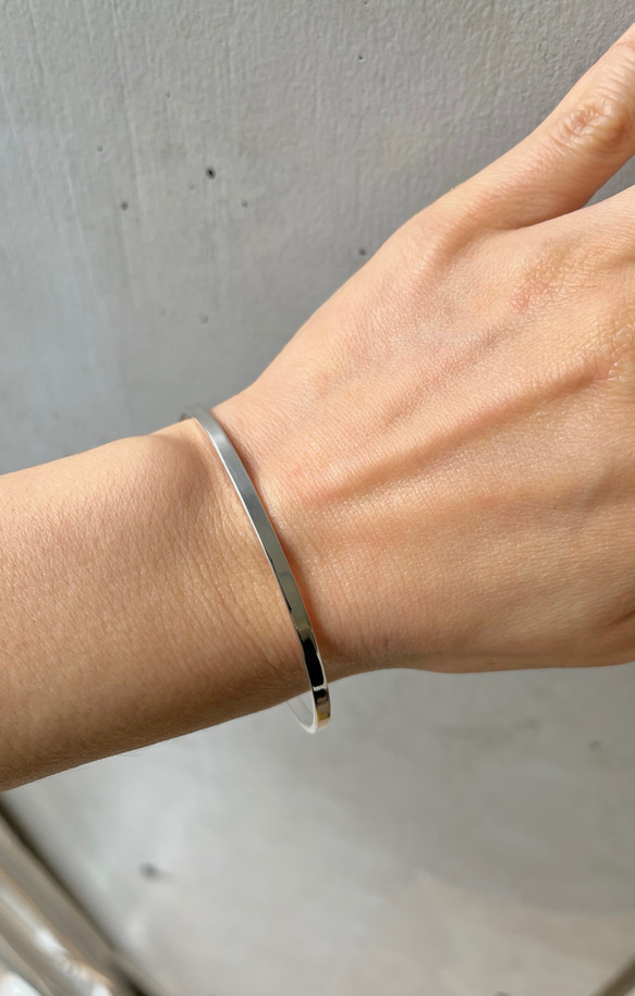 日本製　純銀 SV1000 SILVER シルバー　バングル　19cm 44g 日本製 純銀 SV1000 SILVER シルバー バングル 19cm 44g バングル3mm幅