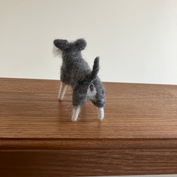 羊毛フェルト ミニチュアシュナウザー ハンドメイド犬置物 6枚目の画像
