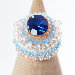閒聊戒指，也可用於繫圍巾 175 均碼串珠刺繡戒指 藍色寶石超大戒指 第3張的照片