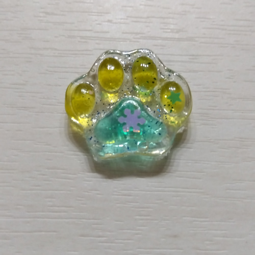 レジンで猫の肉球 その他アクセサリー ベル 通販 16431906｜Creema