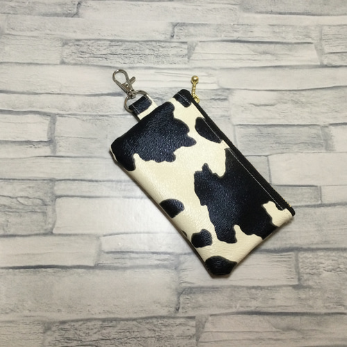 キーケース＊キーホルダー＊ミニポーチ＊合皮＊牛柄＊ホルスタイン  