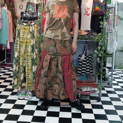 アニマルサファリ　ゴブラン織り×タータンチェック　裾プリーツロングスカート 2枚目の画像