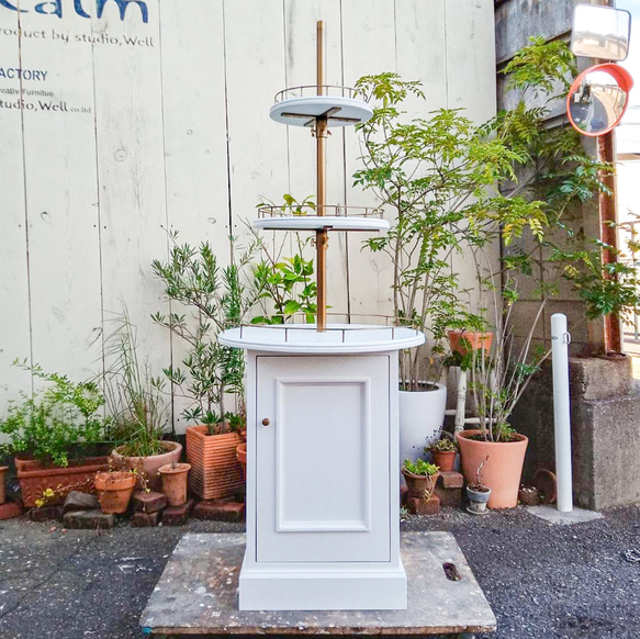 ✨超特大サイズ　舵輪　直径133センチ　真鍮製　インテリア　什器　店舗 円形ディスプレイシェルフ 3段ラウンドシェルフ 店舗什器 直径600