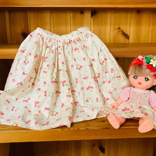 メルちゃんお洋服 ＆ 子供用スカート ダッフィーフレンズお洋服＆子供