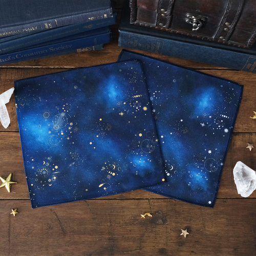 銀河の彼方まで広がる、天体総柄 マイクロファイバー タオル / ハンド