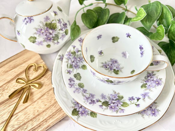 【1月バースデーフラワー】スミレのティーフォーワン 7枚目の画像