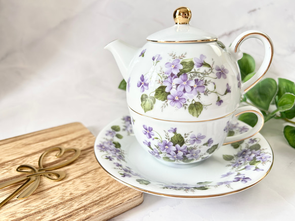 【1月バースデーフラワー】スミレのティーフォーワン 2枚目の画像