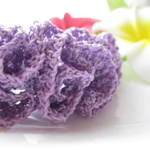 エレガントで使いやすい大人可愛いシュシュ（ラベンダー色） シュシュ