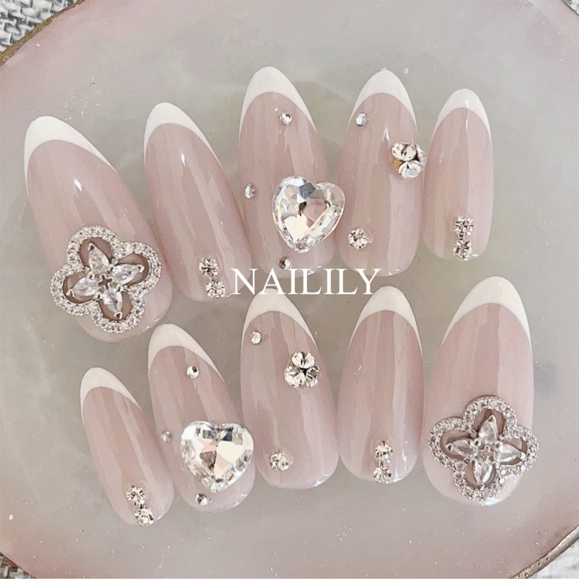 ネイルチップ・付け爪 yuyu ネイルチップ 白黒ネイル ギャルネイル 付け爪 キティネイル