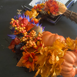 秋のリース　アーティフィシャルフラワー　造花　造花リース　秋　ハロウィン　毎年飾れる　プレゼント　秋リース　かぼちゃ 4枚目の画像