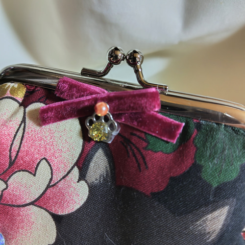 ツンデレ黒猫ちゃん☆がま口 マルチポーチ カードケース ハンドメイド  