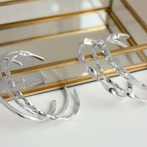 WIRE BANGLE | 京都・金網つじ