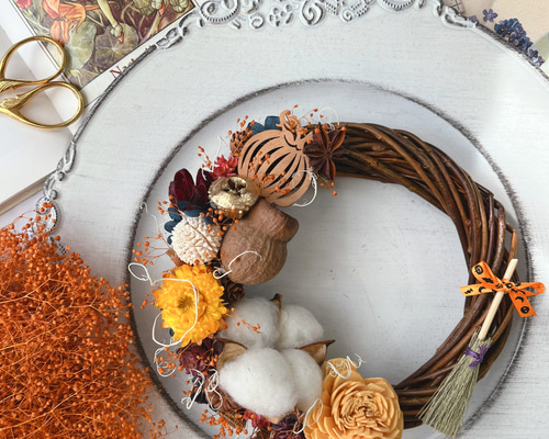 ＊優しい色合いのautumnハーフリース＊玄関リース　秋リース　ハロウィンリース 優しい色合いのautumnハーフリース＊玄関リース 秋リース