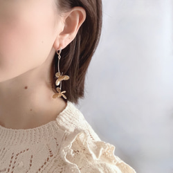 Blooming Flower Clip on Earrings【2023.A/W】 12枚目の画像