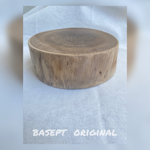 切り株 ディスプレイスタンド 槐 丸太 皮剥ぎ 皮あり その他インテリア