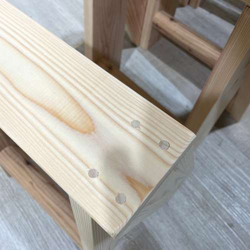 無垢板の1人掛けベンチ(スタッキング4脚セット) 無塗装タイプ 椅子