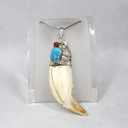 熊の牙　マクラメ　ペンダントトップ　インディアンジュエリー 熊の牙 マクラメ ペンダントトップ インディアンジュエリー