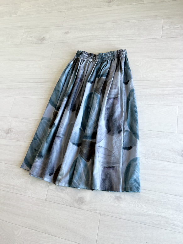 デザイナーズテキスタイルのギャザースカート　ストーン 4枚目の画像