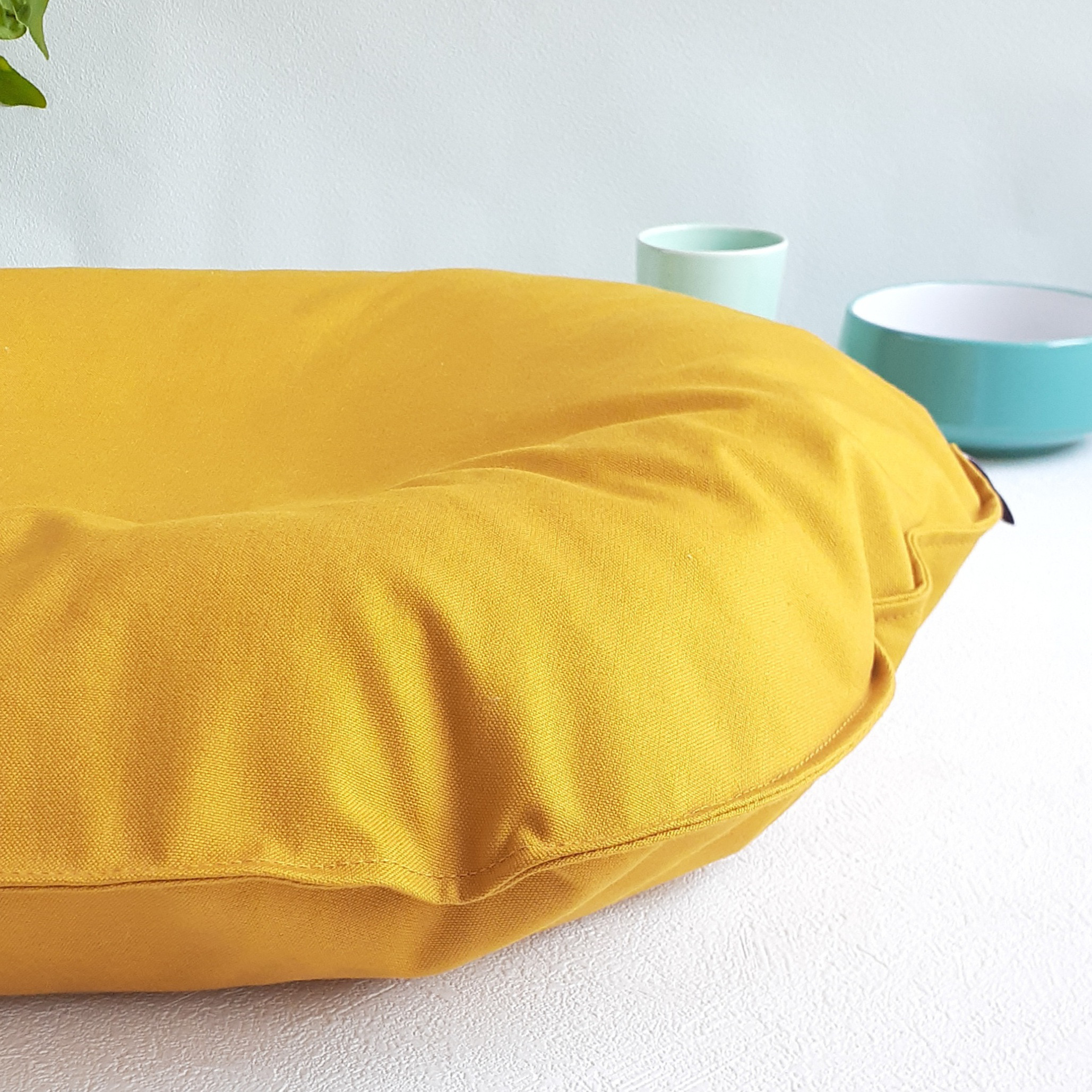 ペットのぐっすりベッド　マスタード