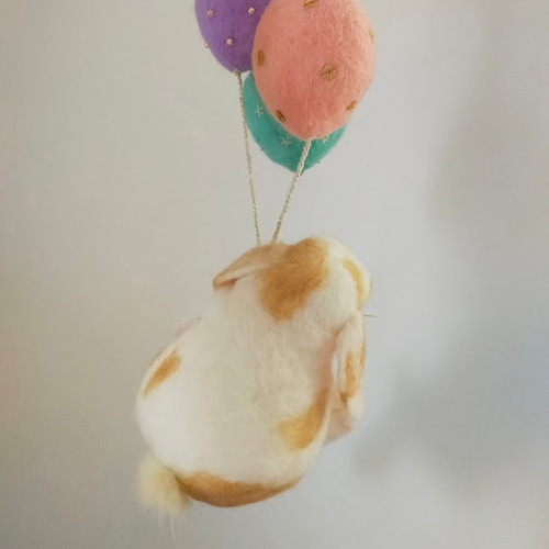 風船うさぎのオーナメント☆羊毛フェルト 羊毛フェルト utuca
