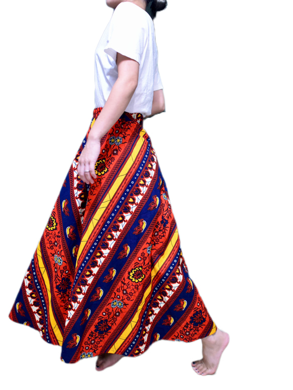 Aラインフレアスカート11 ロングスカート　 アフリカンプリント　アジアン風 ジプシー　古着　アフリカ布 3枚目の画像