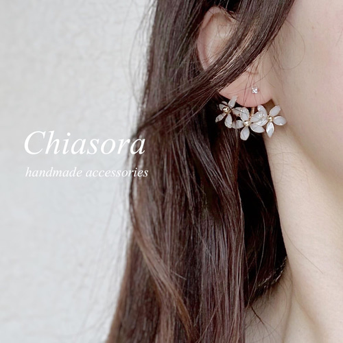 BIZOUX 花モチーフ ピアス(片耳用) ビズー公式】マルチカラージュエル