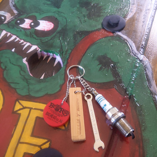 ラットフィンク ラジオフライヤー スパークプラグ スパナレンチ  