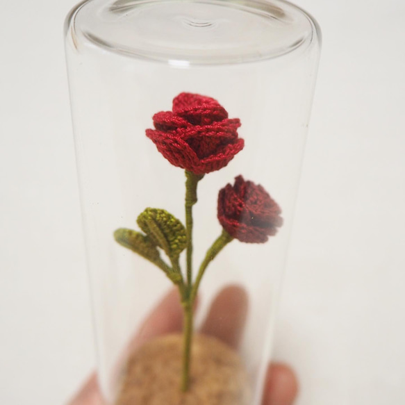 赤い薔薇のガラスボトルフラワー 5枚目の画像