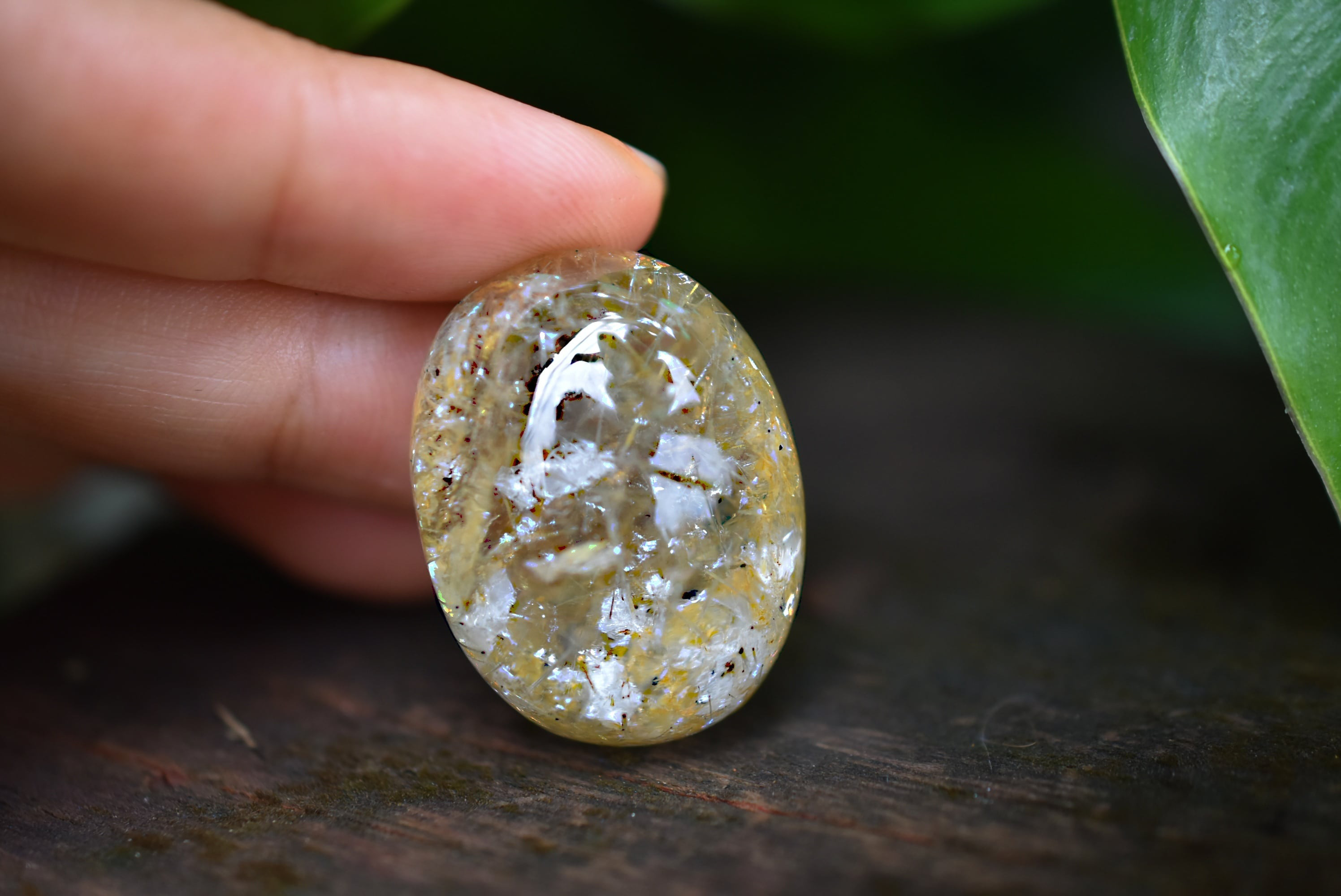 天然石^ - ^ノ 三重県 八咫烏 厄除け 旅の安全