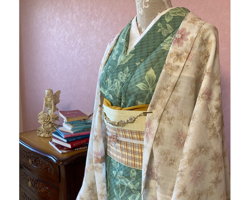 <新古品> オリジナル羽織物風マーガレット単衣用 / 白地に花 / モモンガコート 着物 週3日の着物暮らし 通販|Creema(クリーマ) 16437525 <新古品> オリジナル羽織物風マーガレット単衣用 / 白地に花 / モモンガコート 着物 週3日の着物暮らし 通販|Creema(クリーマ) 16437525