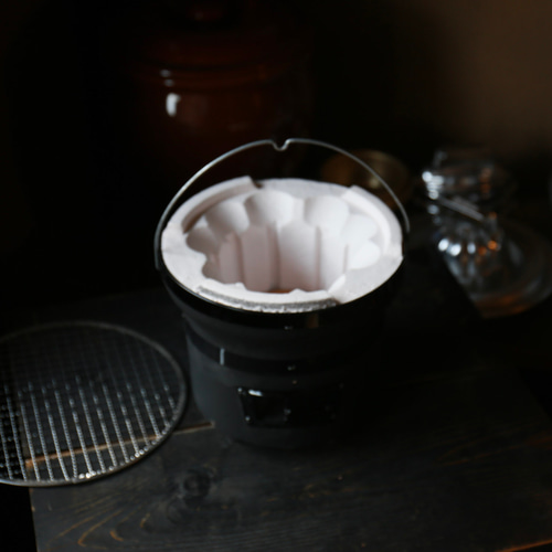 愛知県碧南産】三河焼・角七輪 （三河土の火皿・目皿）板敷・網セット