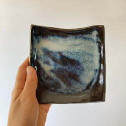 タタラ造り　濃い青の角皿　二枚セット 7枚目の画像
