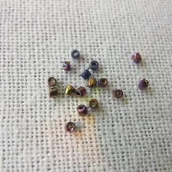 カットビーズ　マルチメタリック 2枚目の画像