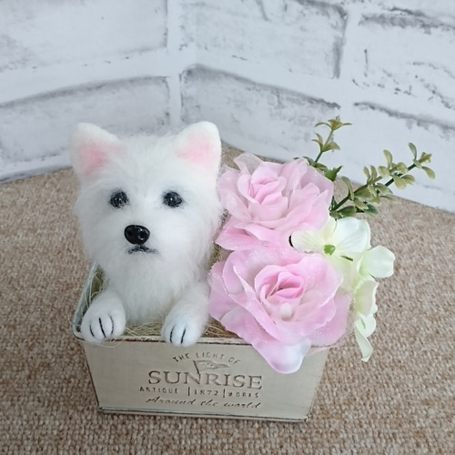 羊毛フェルト 犬 ウェスティ ☆ アレンジメント 羊毛フェルト ☆リス 