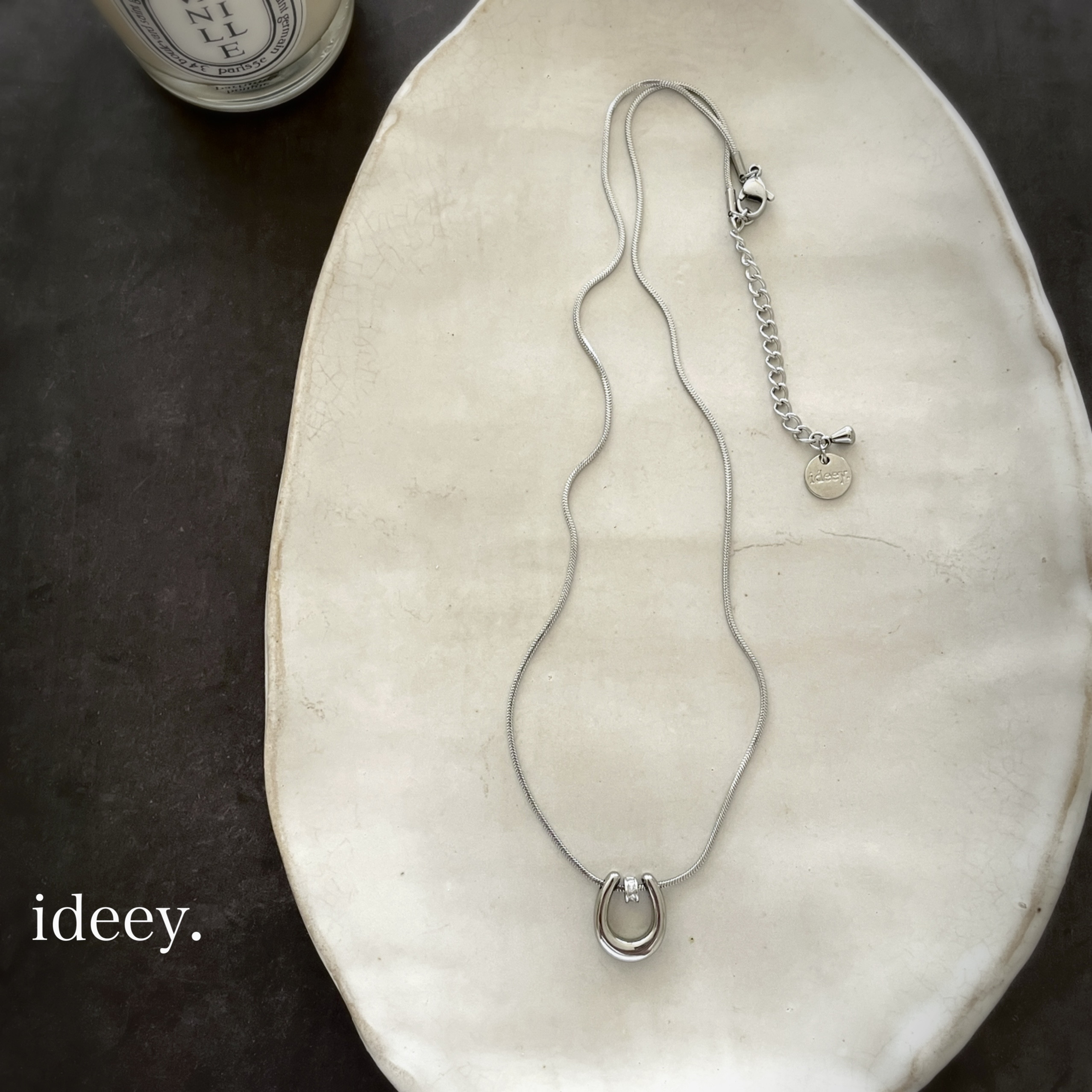 シルバーホースシューCZネックレス〈441〉