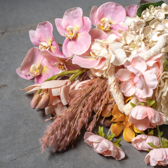 【今だけsale】胡蝶蘭のピンクベージュブーケ　アーティフィシャルフラワー 結婚式 ブーケ 造花ブーケ 5枚目の画像