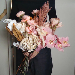 【今だけsale】胡蝶蘭のピンクベージュブーケ　アーティフィシャルフラワー 結婚式 ブーケ 造花ブーケ 7枚目の画像