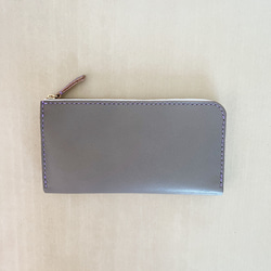 革のL字ファスナー長財布　大容量　スムースレザー　ツルッとした革　グレー　通帳も入る財布 2枚目の画像
